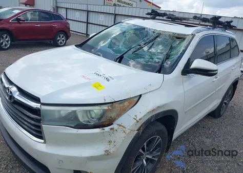 2016 Toyota Highlander Xle V6 z USA, uszkodzony, nr VIN 5TDKKRFH4GS159986